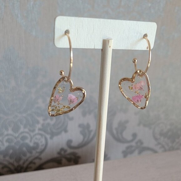 Jewelry - Floral Heart Earrings